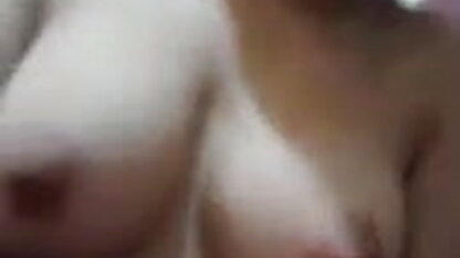 Busty bimbo हथकड़ी में चेन और निपल्स इंग्लिश इंग्लिश सेक्स मूवी अनुभव बाँधने orgasms