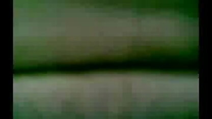 Whiny, इंग्लिश में सेक्सी फिल्म कैली केन.