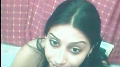 लीला इंग्लिश फिल्म सेक्सी में में लीला Katt