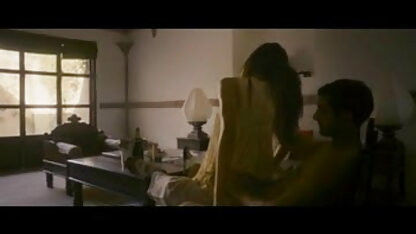 फर्नांडा नीले सेक्सी फिल्म इंग्लिश फिल्म रंग के साथ एक शानदार, दूध से भरा (2017)