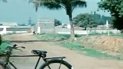 परीक्षण के लिए बंधे भाग इंग्लिश सेक्सी फिल्म इंग्लिश 1-ऐलिस