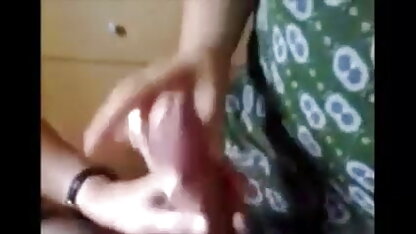 Celeste लाल पर एक बड़ा मुर्गा इंग्लिश सेक्सी बीएफ फिल्म
