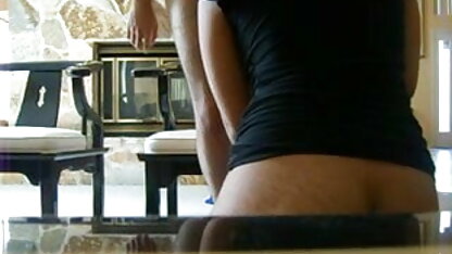 लुसी लॉरेन ट्रैम्पोलिन पर खेलना चाहती है सेक्सी पिक्चर इंग्लिश