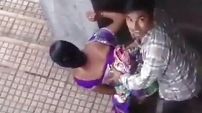 रूबी इंग्लिश में सेक्सी पिक्चर लाल