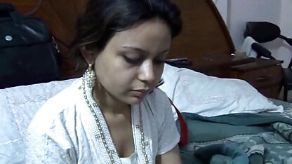 नादिया और एनी, सपनों के टुकड़ों के साथ, गैजेट्स इंग्लिश मूवी सेक्सी इंग्लिश मूवी सेक्सी (2017)