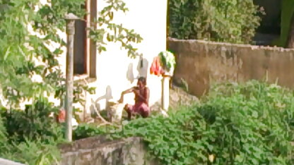 एक परीक्षण के लिए एक पतला इंग्लिश की सेक्सी फिल्म सुनहरे बालों वाली लड़की